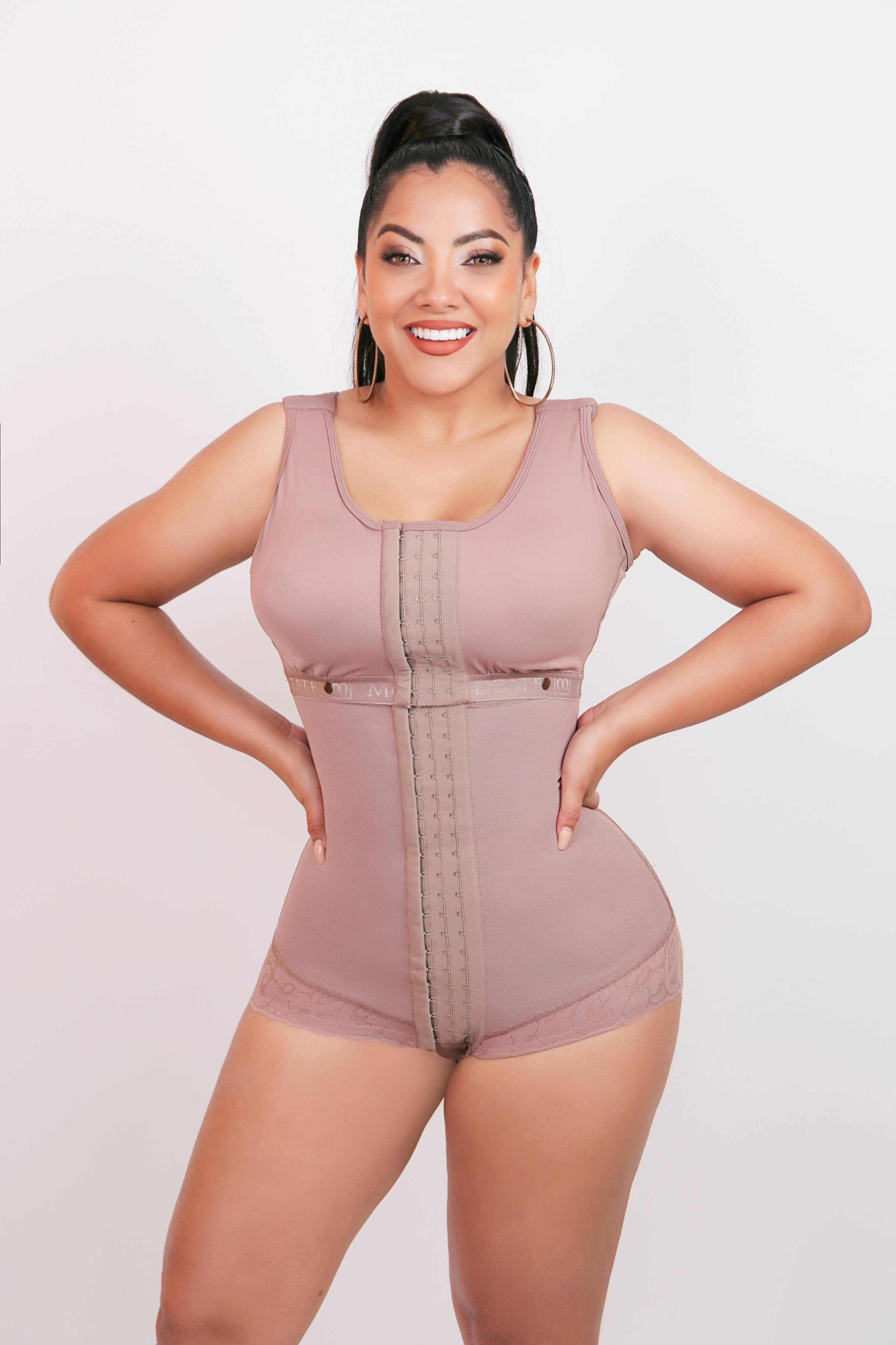1090 - Faja Post Quirúrgica Tipo Body