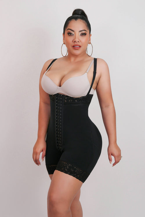 1023 - Faja strapples reloj de arena con 3 hileras y tipo short